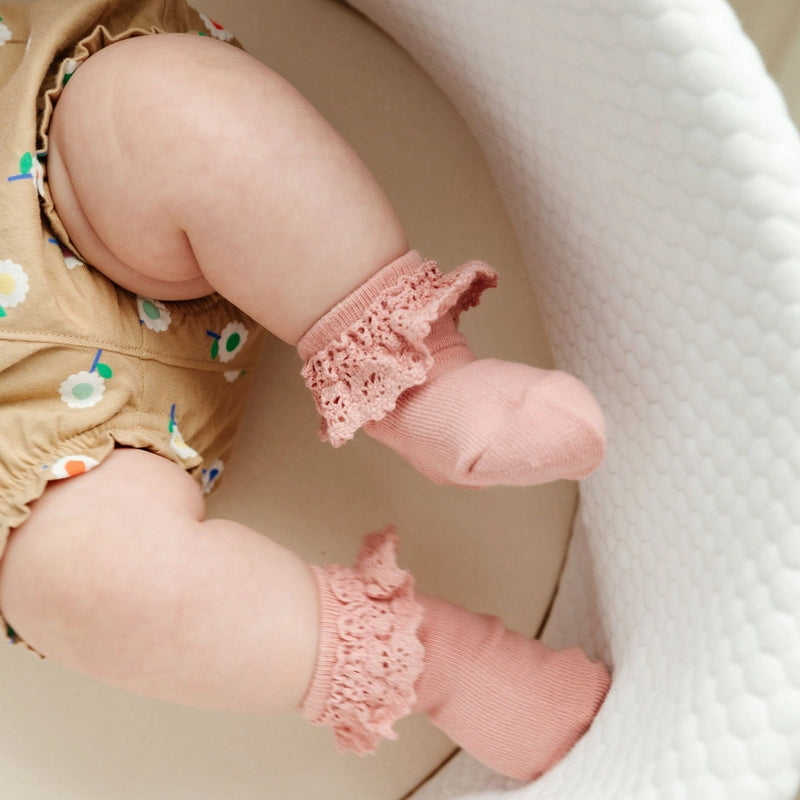 Lace Midi Socks