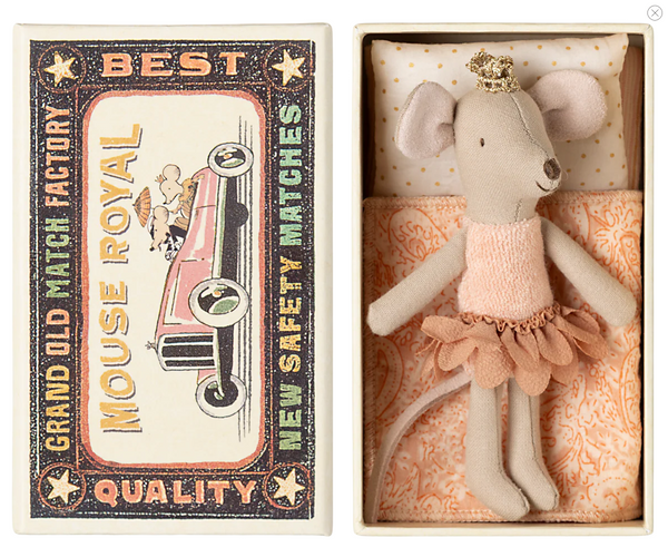 Little Sibling Mouse in Matchbox